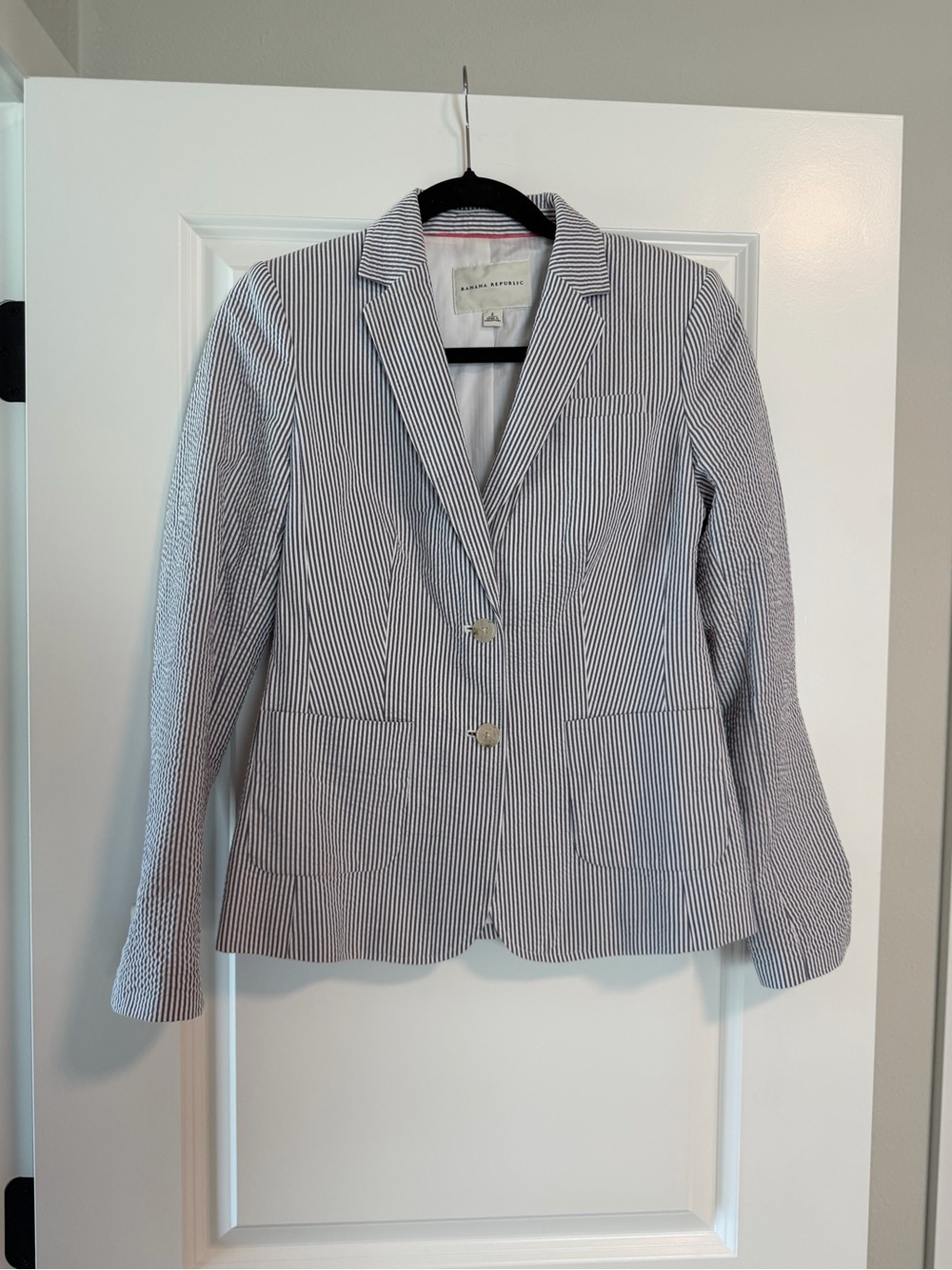 Banana Republic Blue and White Pinstripe Seersucker Blazer